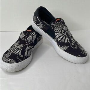 Adidas Shoes VULCRAID 3R Slip On Canvas Tropical Unisex Skate Boat Shoes